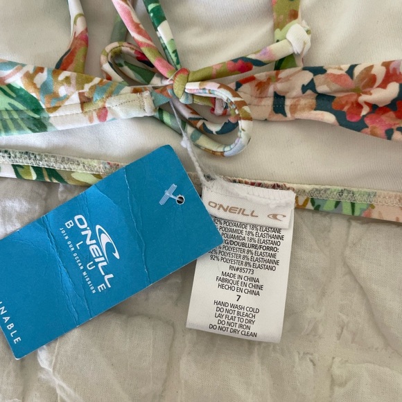 O'Neill Kids Floral Bikini Top - Picture 5 of 6